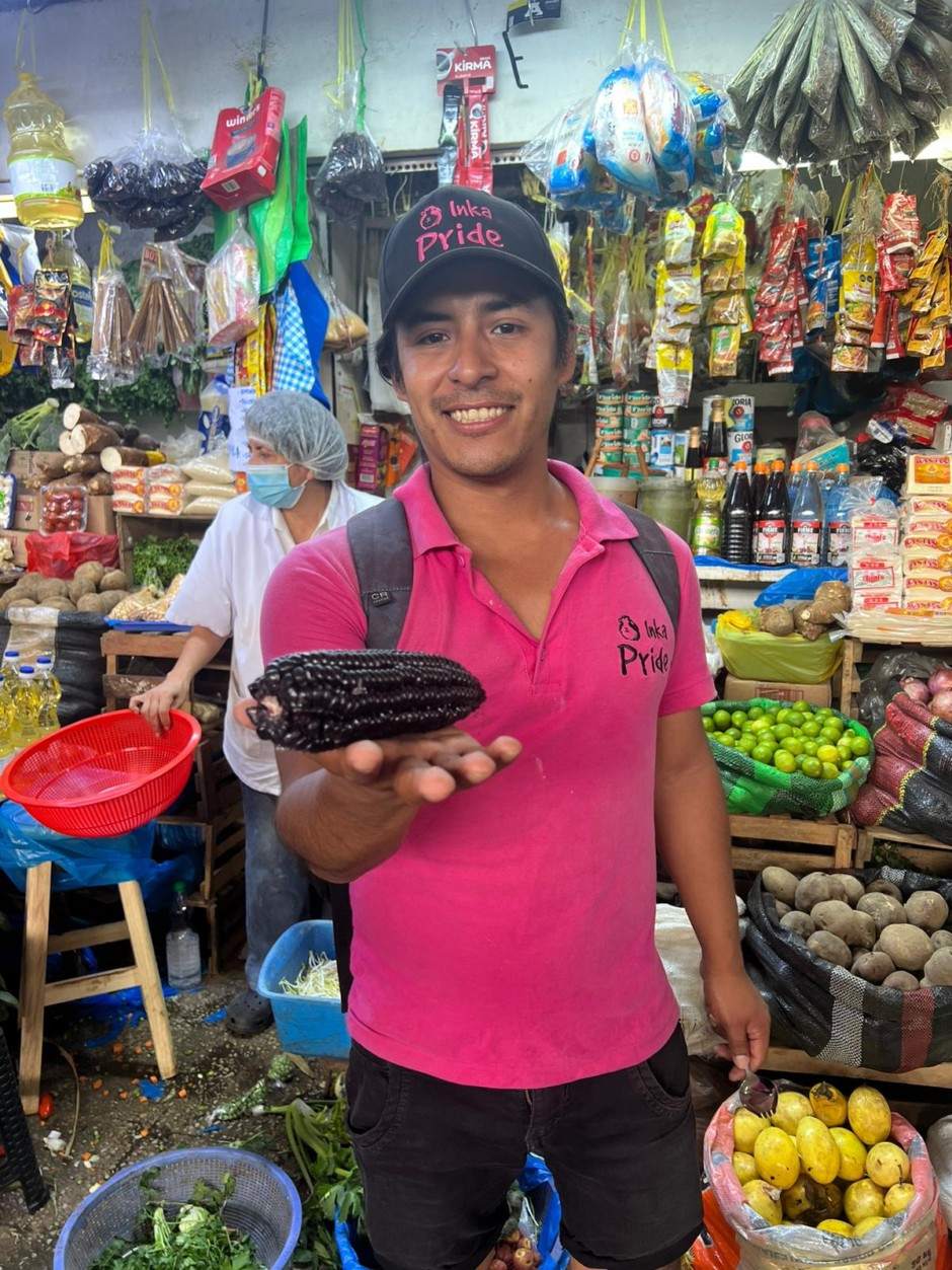 Lima Street Food Tour & Market Experience: 9 Peruvian Snacks - Image 6